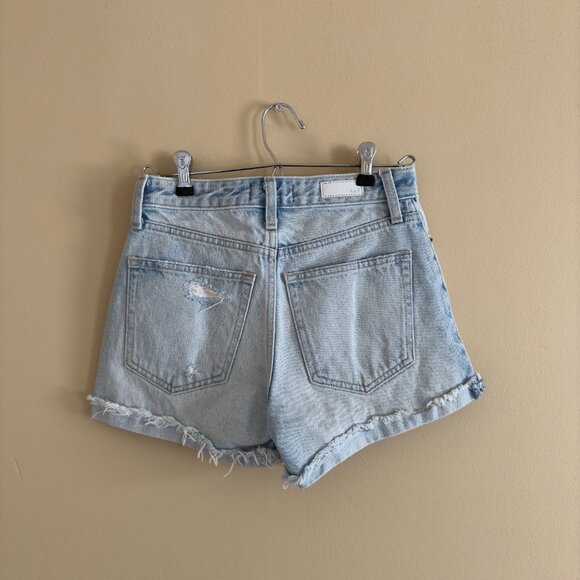 Abercrombie & Fitch Annie High Rise Shorts Light Wash - Picture 2 of 5